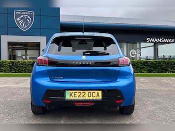 Used Peugeot E-208 2022 for sale - 79082648: Photo