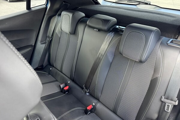 Used Peugeot 2008 2023 for sale - 76057585: Photo 18