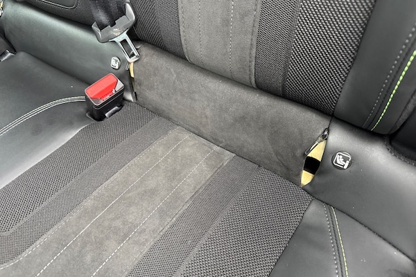Used Peugeot E-2008 2022 for sale - 76274817: Photo 37