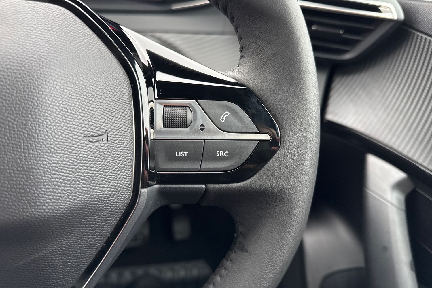 Used Peugeot 2008 2024 for sale - 77282185: Photo 39