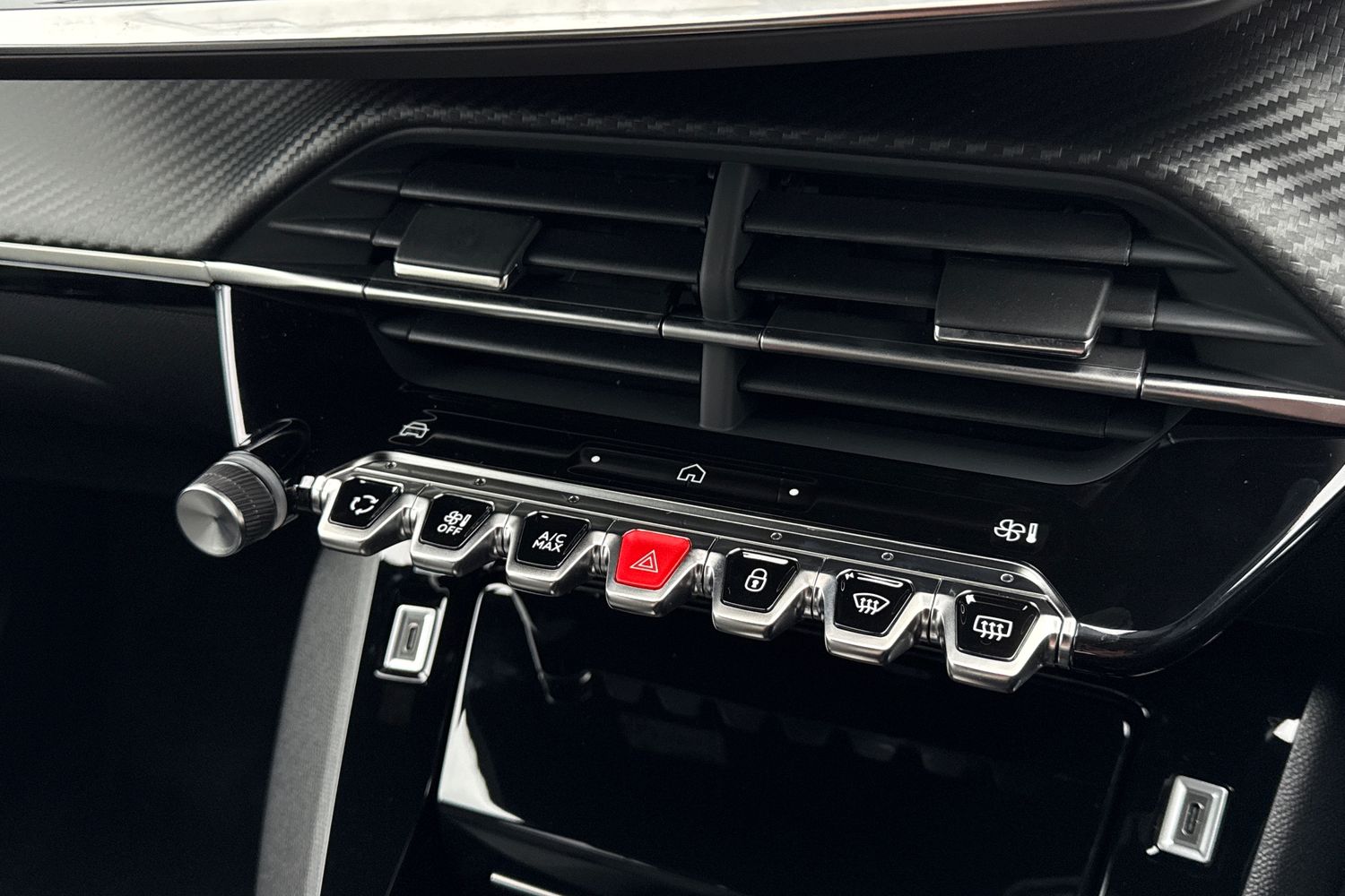 Used Peugeot 2008 2024 for sale - 77282185: Photo 53