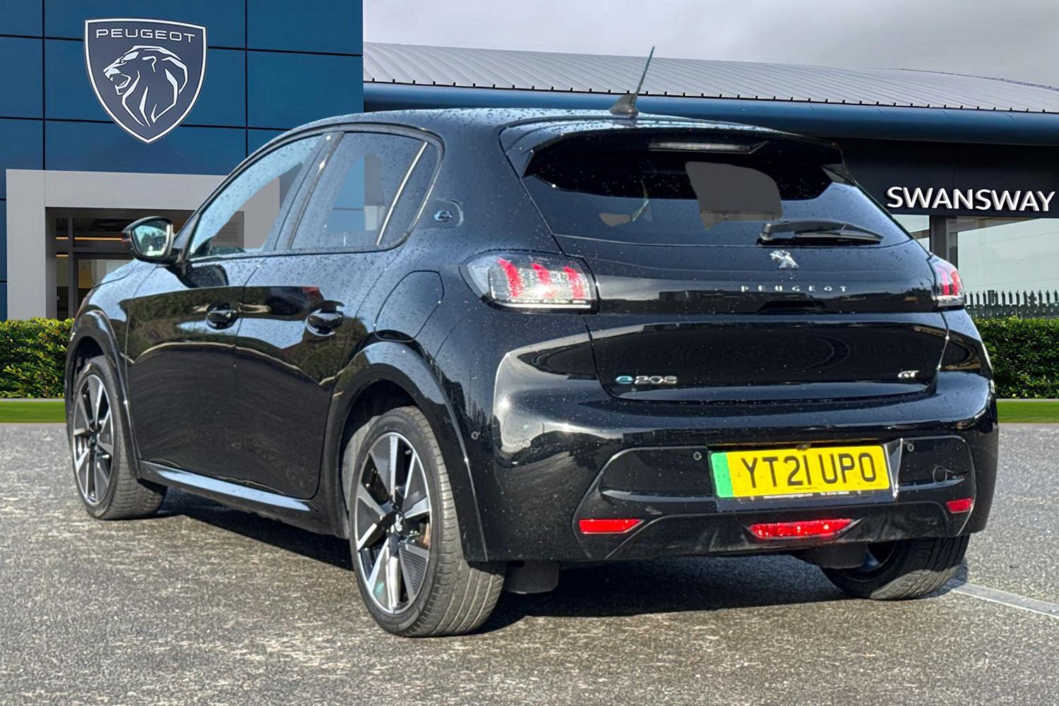 Used Peugeot 208 2021 for sale - 76405944: Photo 2