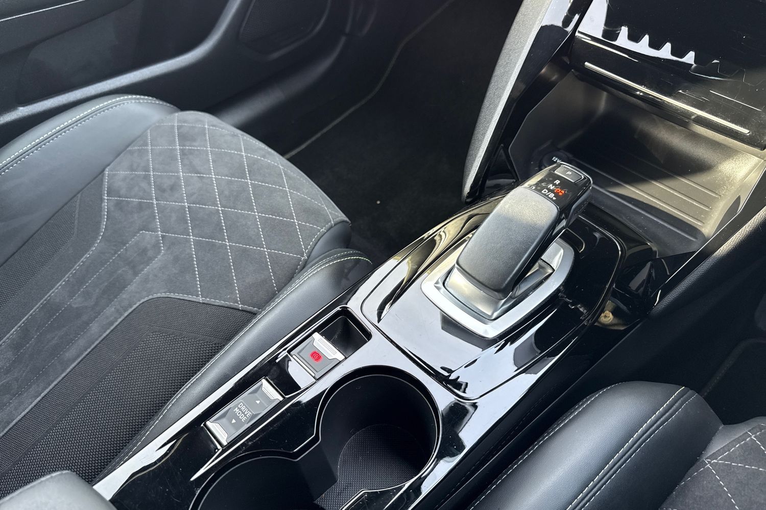 Used Peugeot 208 2021 for sale - 76405944: Photo 23