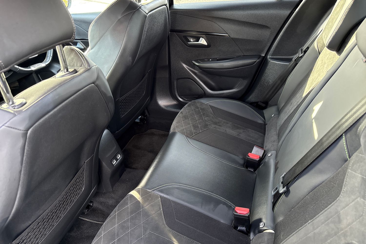 Used Peugeot 208 2021 for sale - 76405944: Photo 32