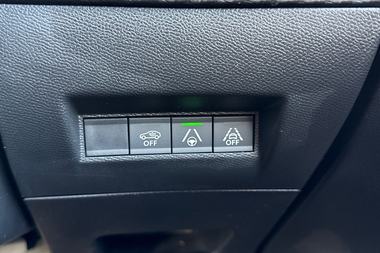 Used Peugeot 208 2021 for sale - 76405944: Photo 44