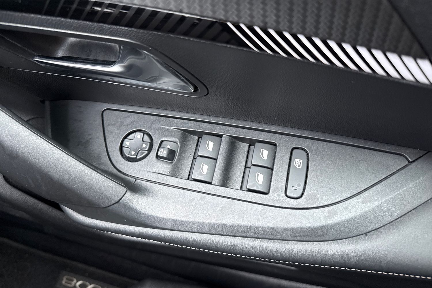 Used Peugeot 2008 2023 for sale - 77443981: Photo 41