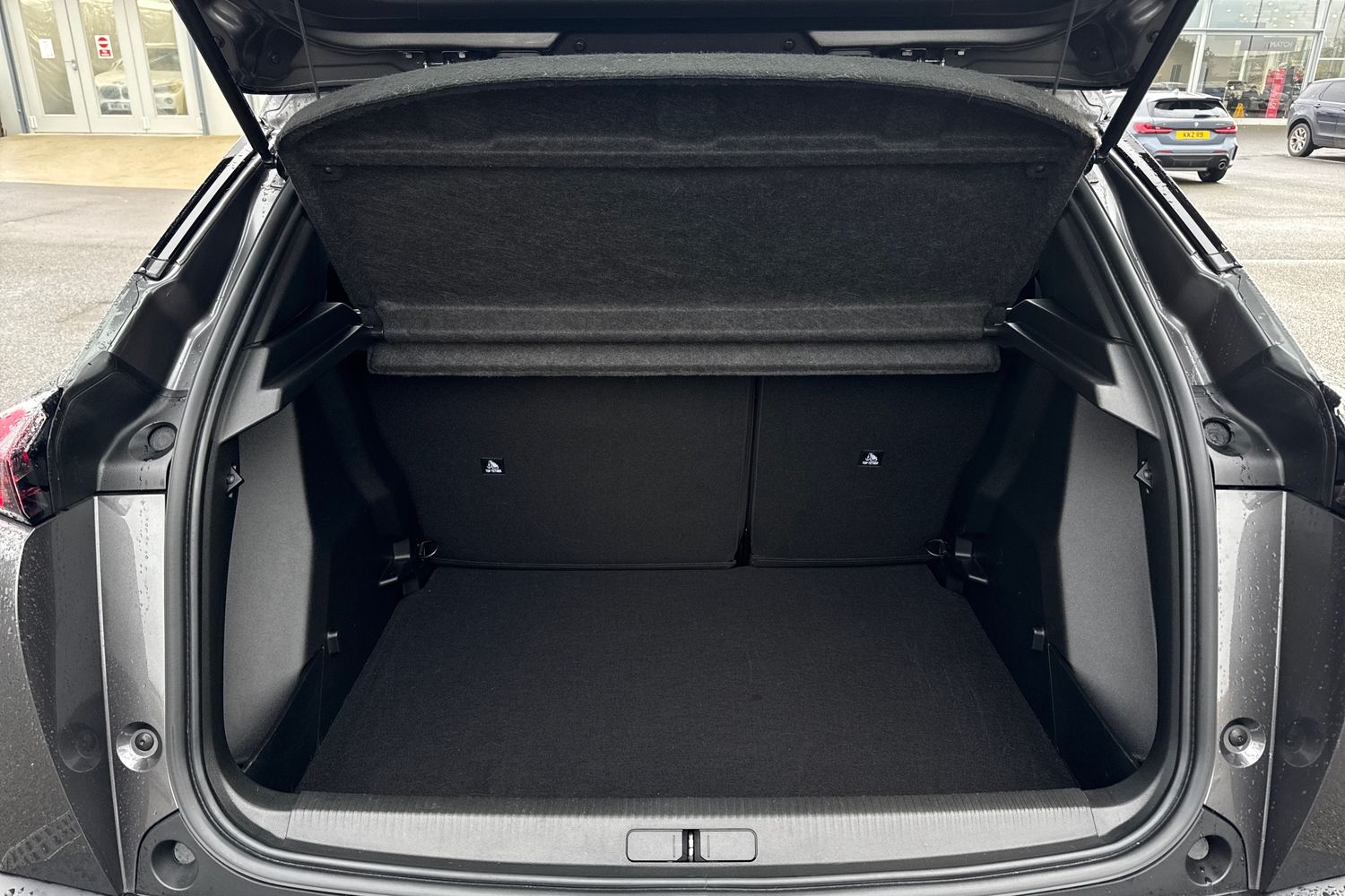 Used Peugeot 2008 2022 for sale - 76546139: Photo 9