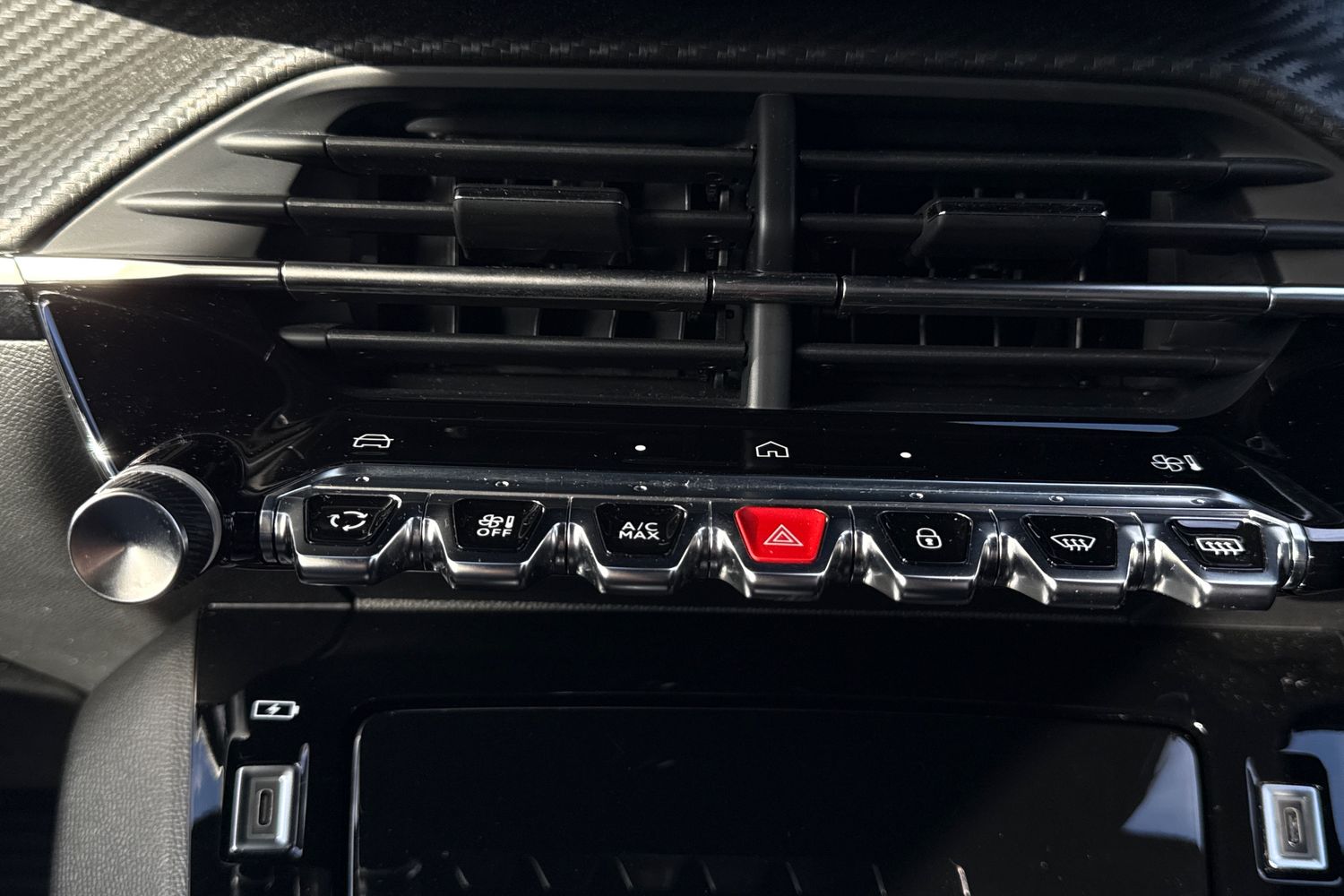 Used Peugeot 2008 2024 for sale - 77661707: Photo 31