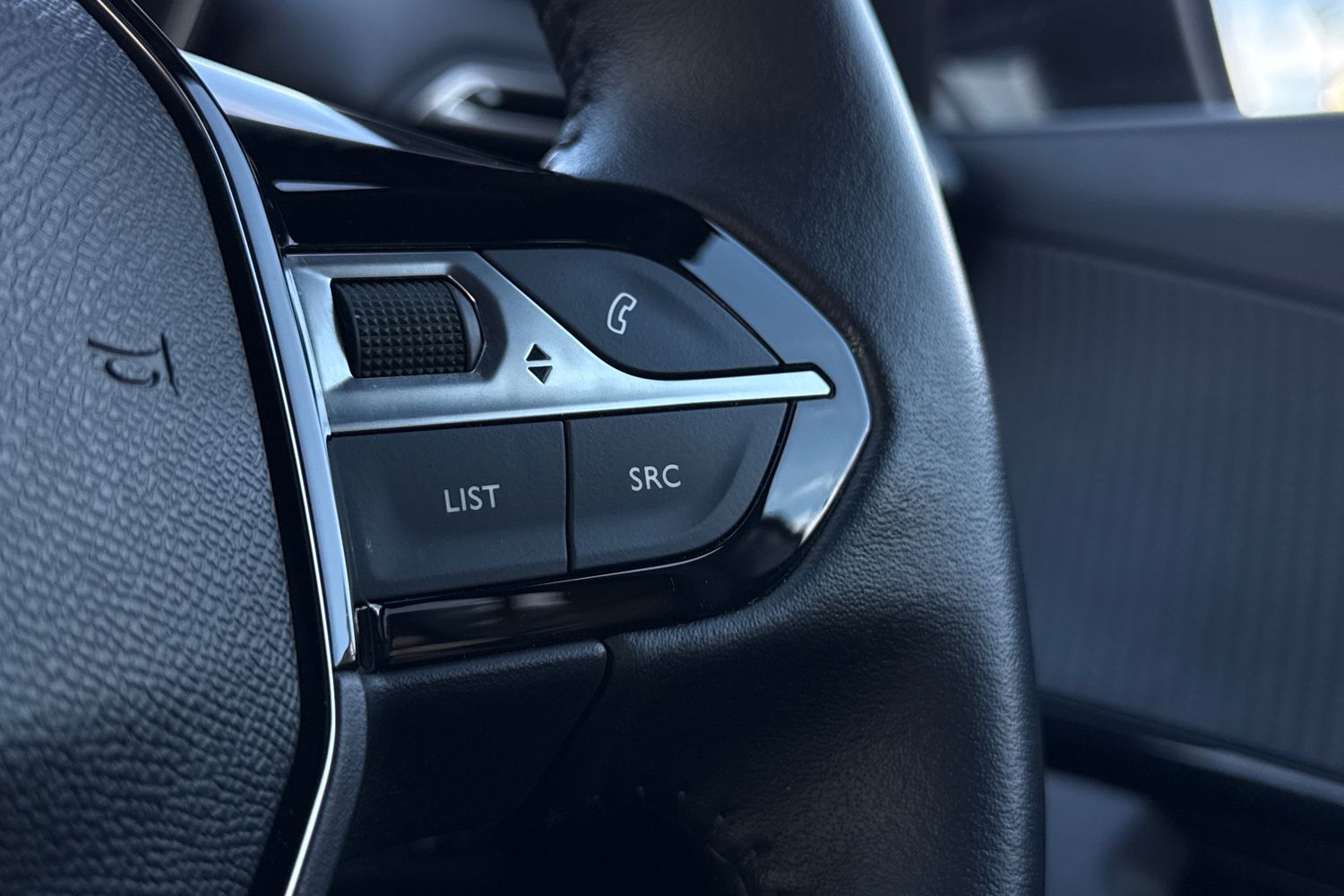 Used Peugeot 2008 2024 for sale - 77661707: Photo 34