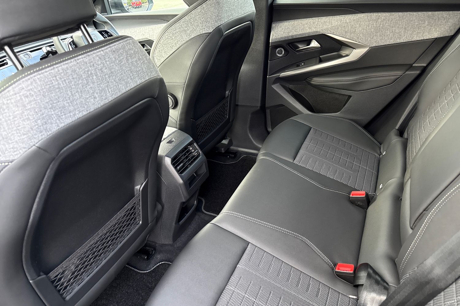 Used Peugeot E-3008 2026 for sale - 77187336: Photo 35