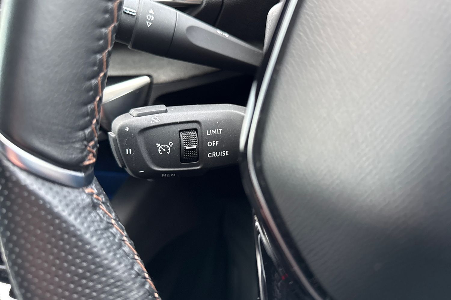 Used Peugeot 5008 2023 for sale - 77593596: Photo 42