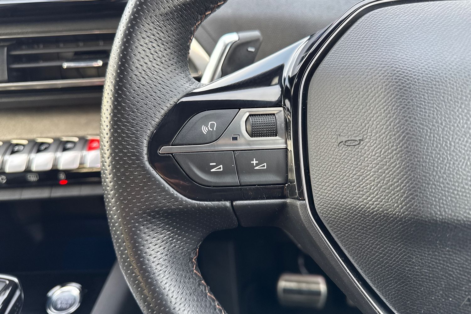 Used Peugeot 3008 2021 for sale - 76836407: Photo 41