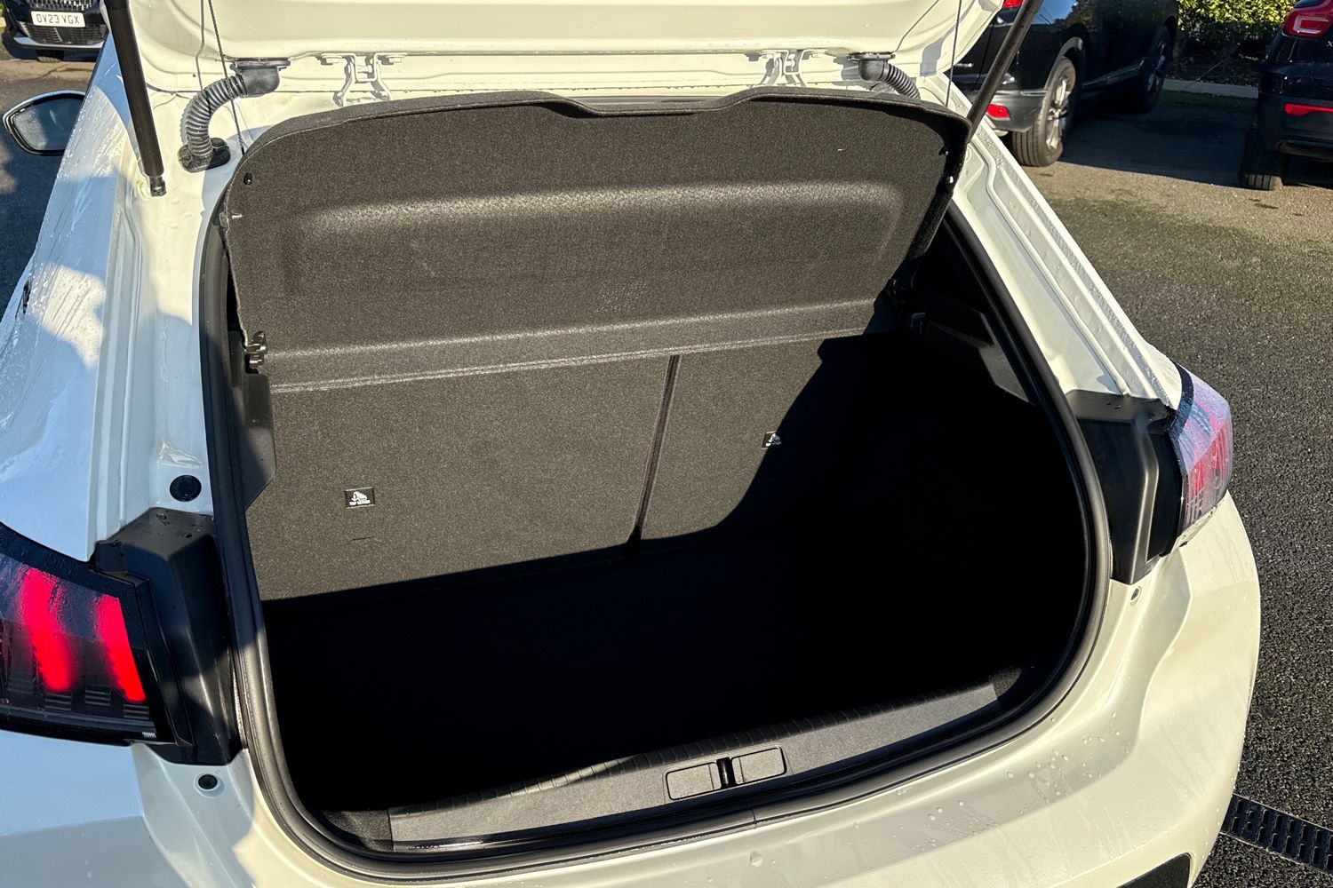 Used Peugeot 208 2021 for sale - 76805343: Photo 6