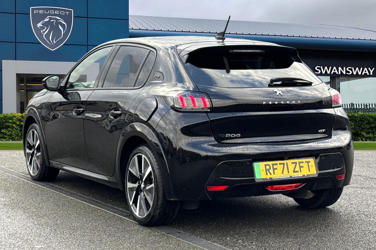 Used Peugeot 208 2021 for sale - 76481112: Photo 2