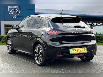 Used Peugeot 208 2021 for sale - 76481112: Photo