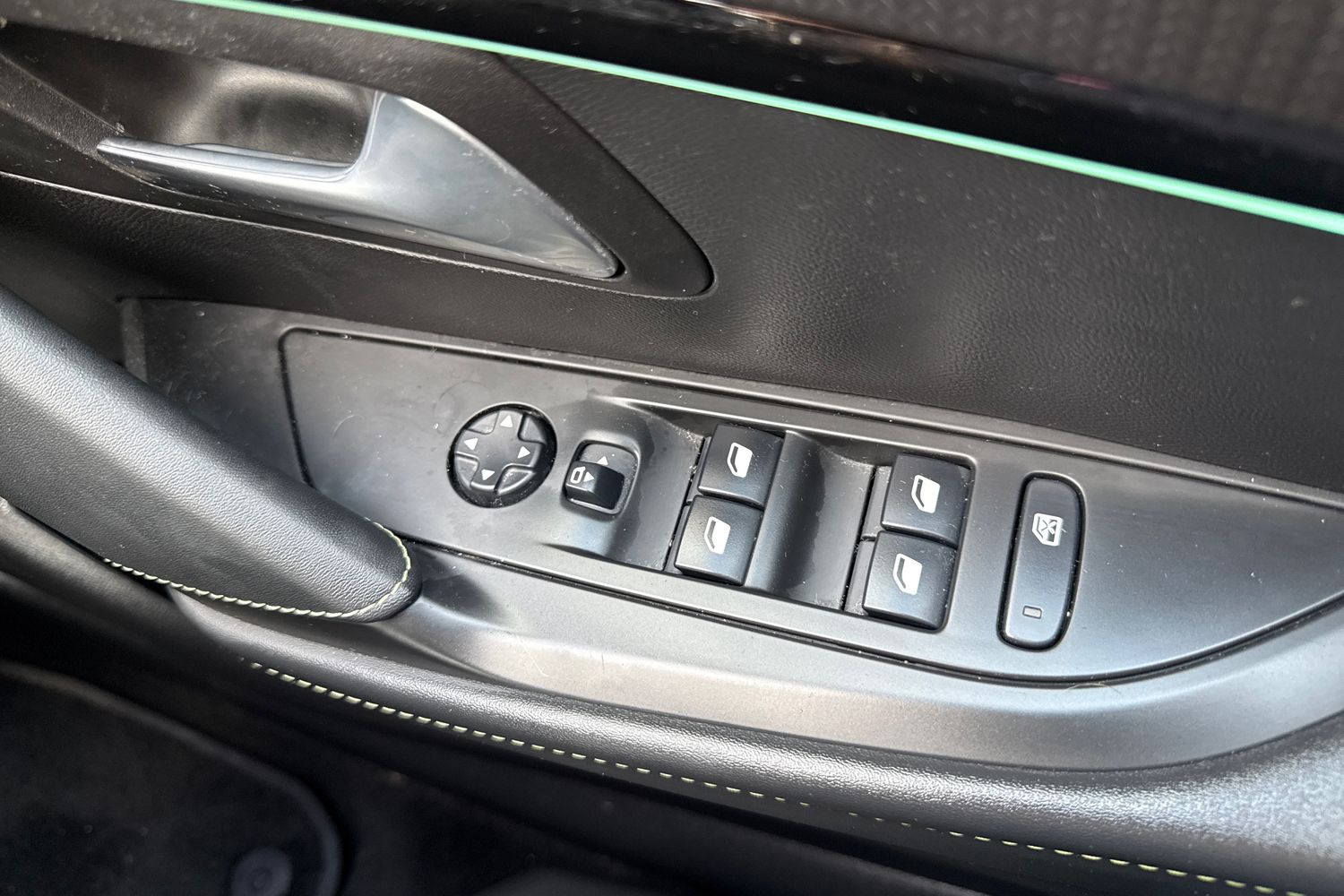 Used Peugeot 208 2021 for sale - 76481112: Photo 42