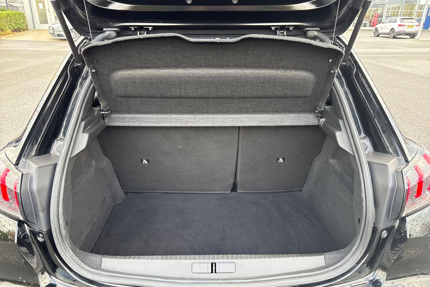 Used Peugeot 208 2021 for sale - 76481112: Photo 6