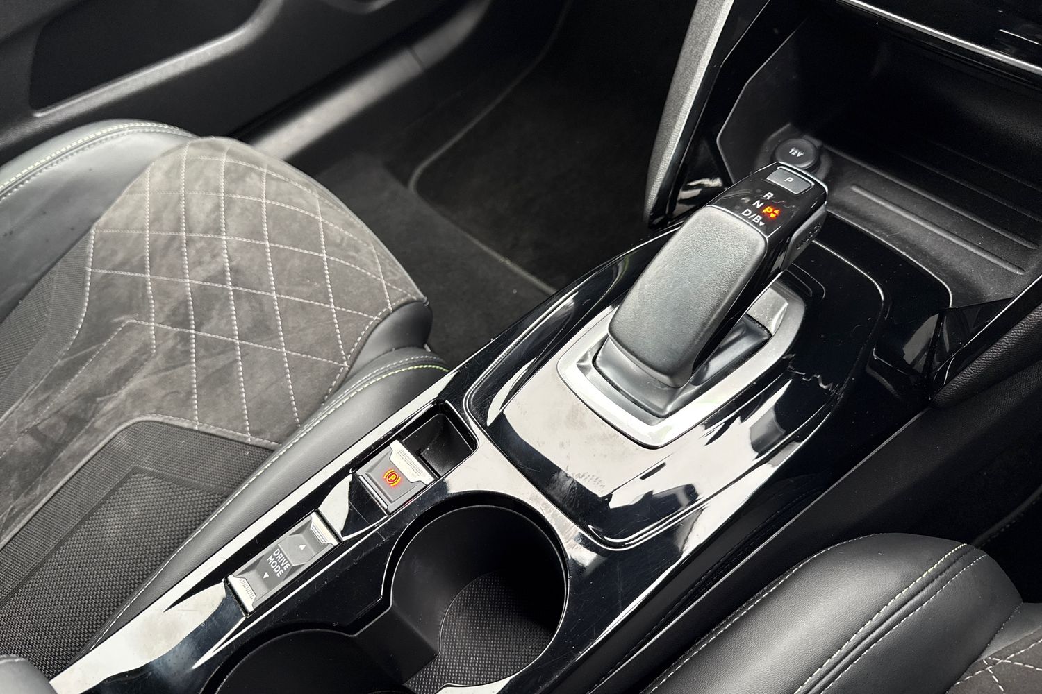 Used Peugeot 2008 2022 for sale - 77436086: Photo 22