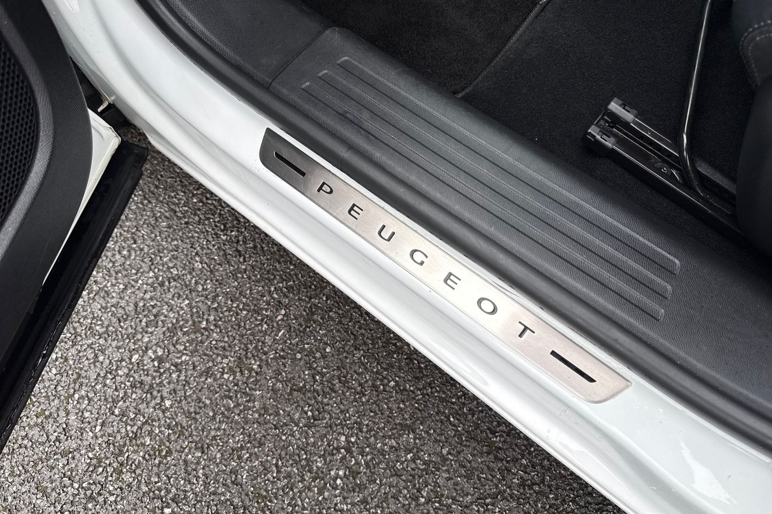 Used Peugeot 2008 2022 for sale - 77436086: Photo 39