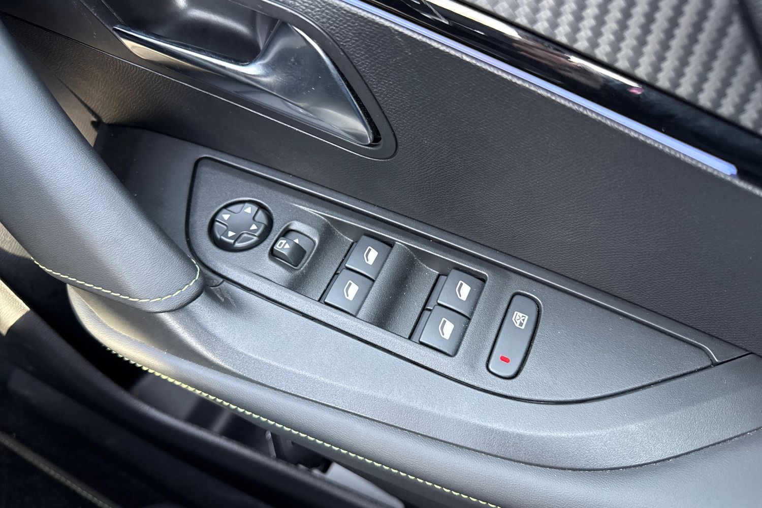 Used Peugeot 2008 2025 for sale - 76438850: Photo 41