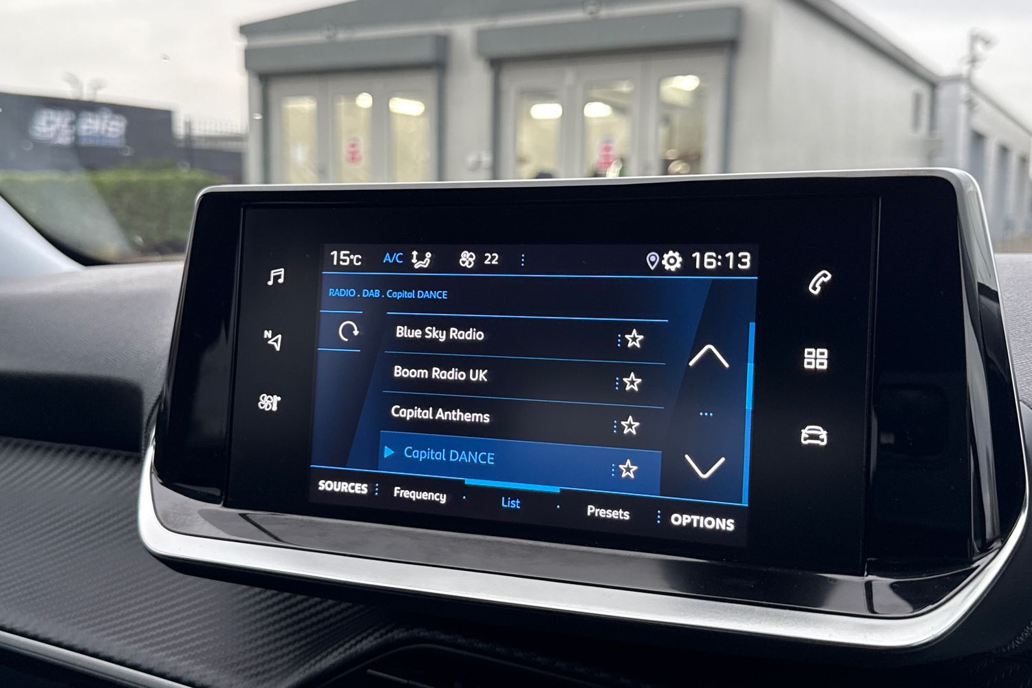 Used Peugeot 2008 2021 for sale - 76968034: Photo 46