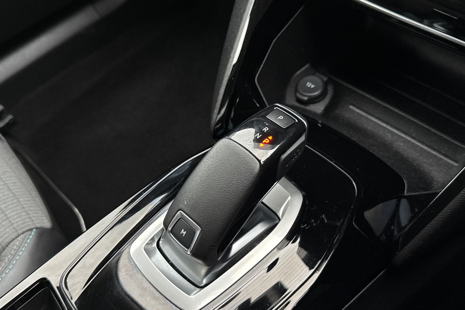 Used Peugeot 2008 2021 for sale - 76968034: Photo 54