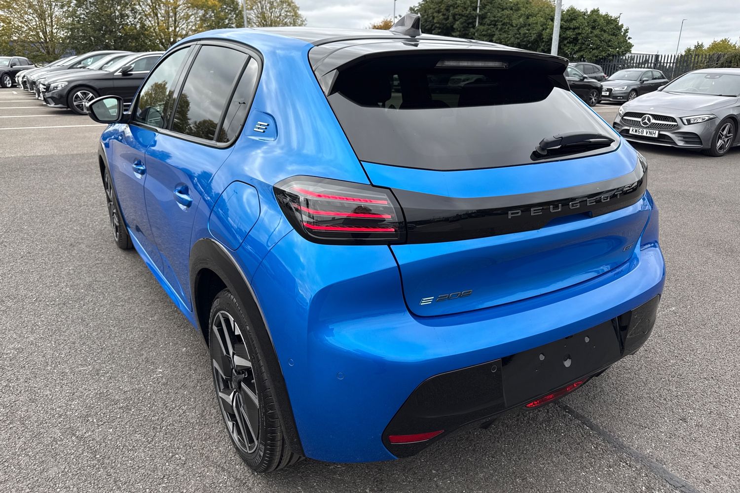 Used Peugeot E-208 2025 for sale - 76232546: Photo 7