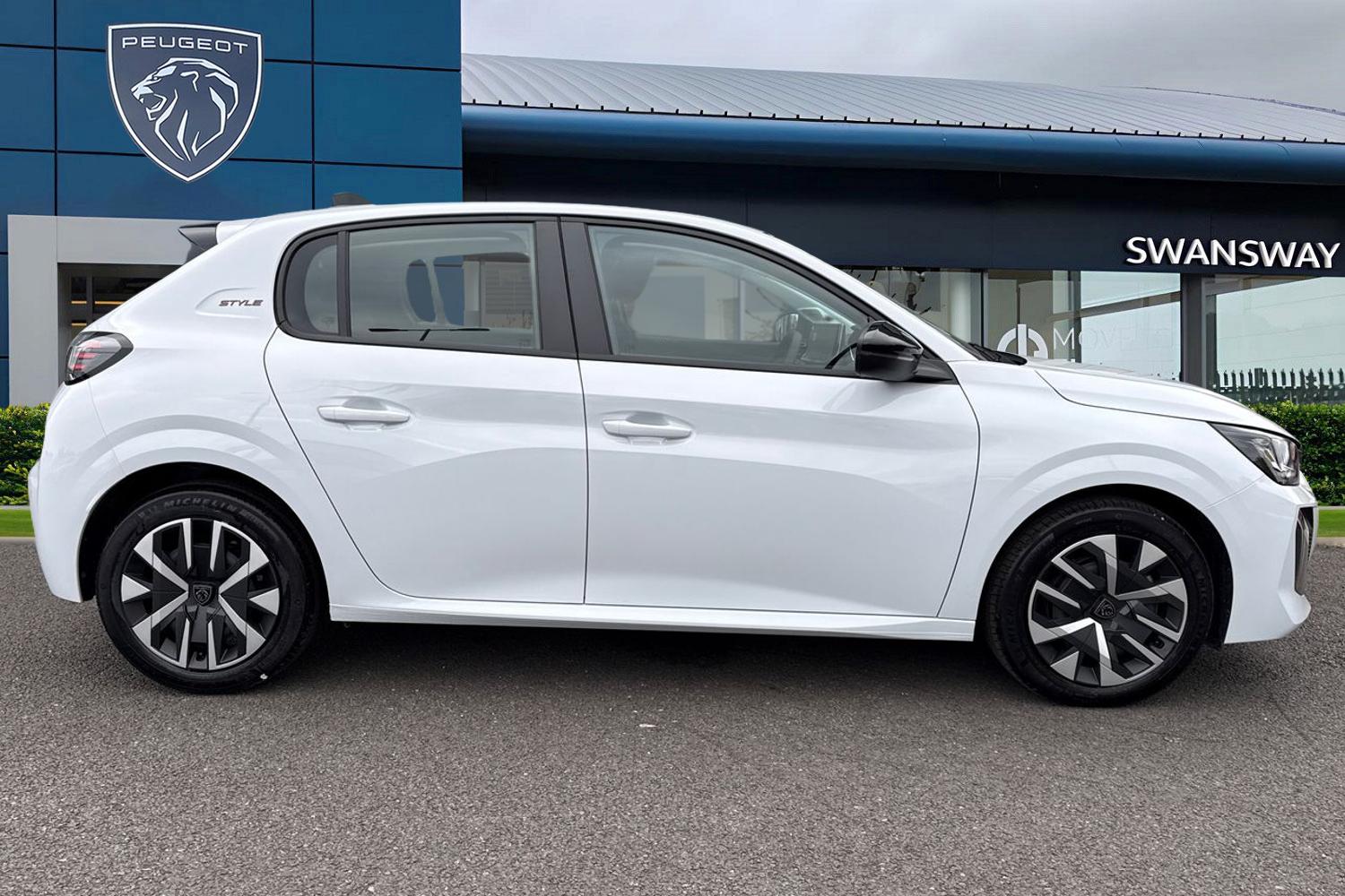 Used Peugeot 208 2025 for sale - 76232549: Photo 3