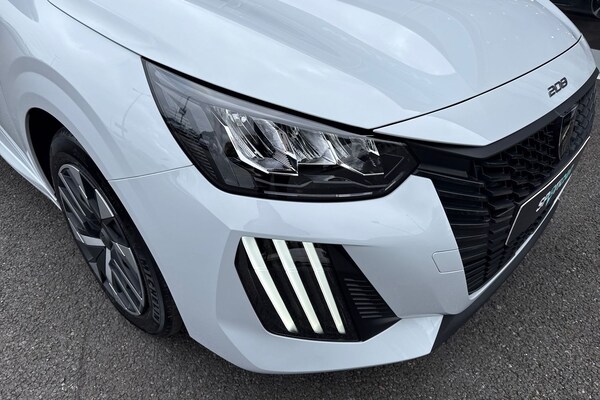 Used Peugeot 208 2025 for sale - 76232549: Photo 8