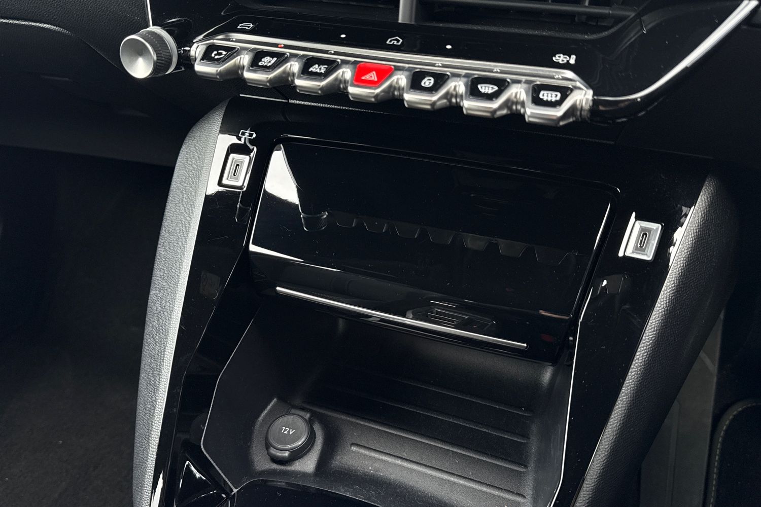 Used Peugeot 2008 2025 for sale - 77886385: Photo 54