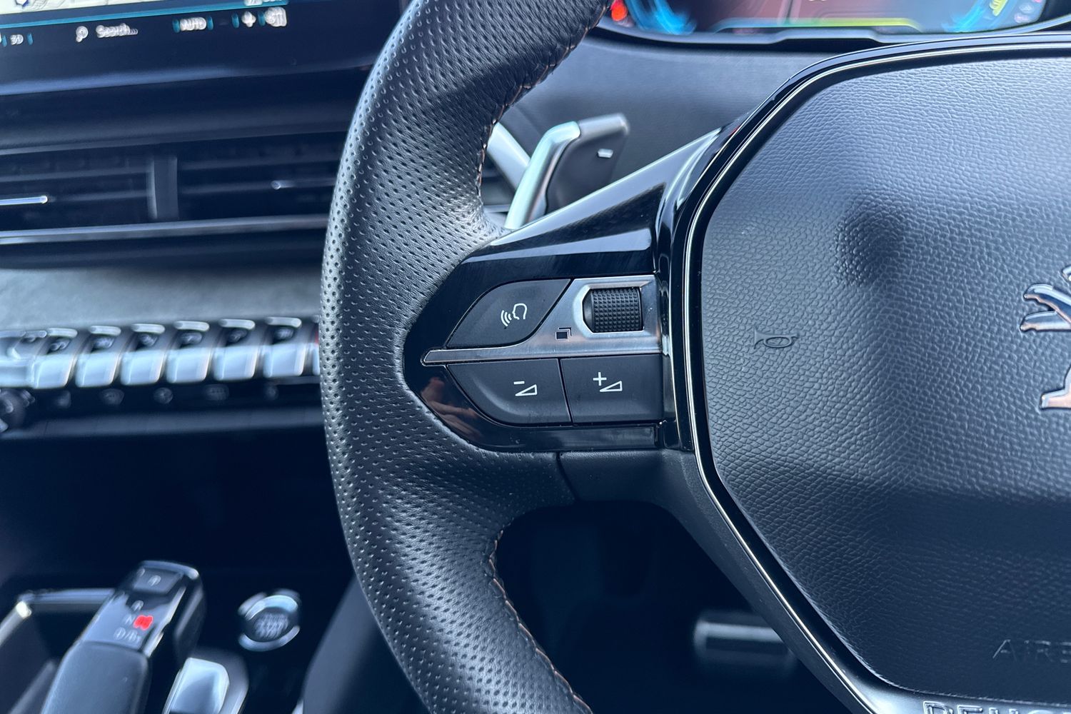 Used Peugeot 3008 2022 for sale - 77747737: Photo 40