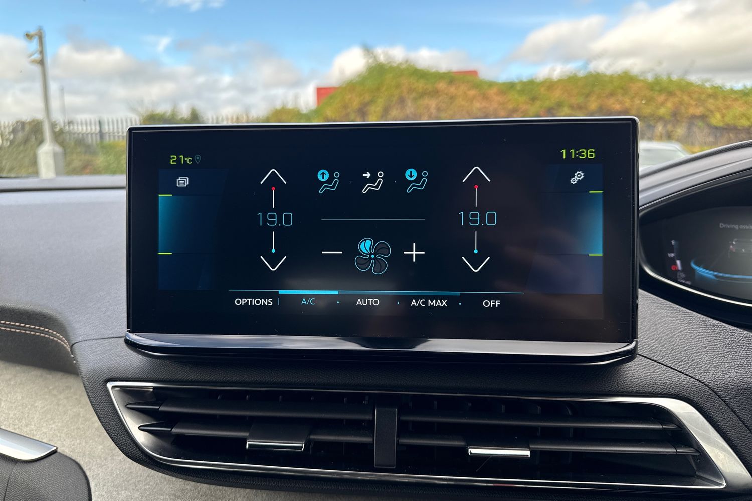 Used Peugeot 3008 2022 for sale - 76588026: Photo 19