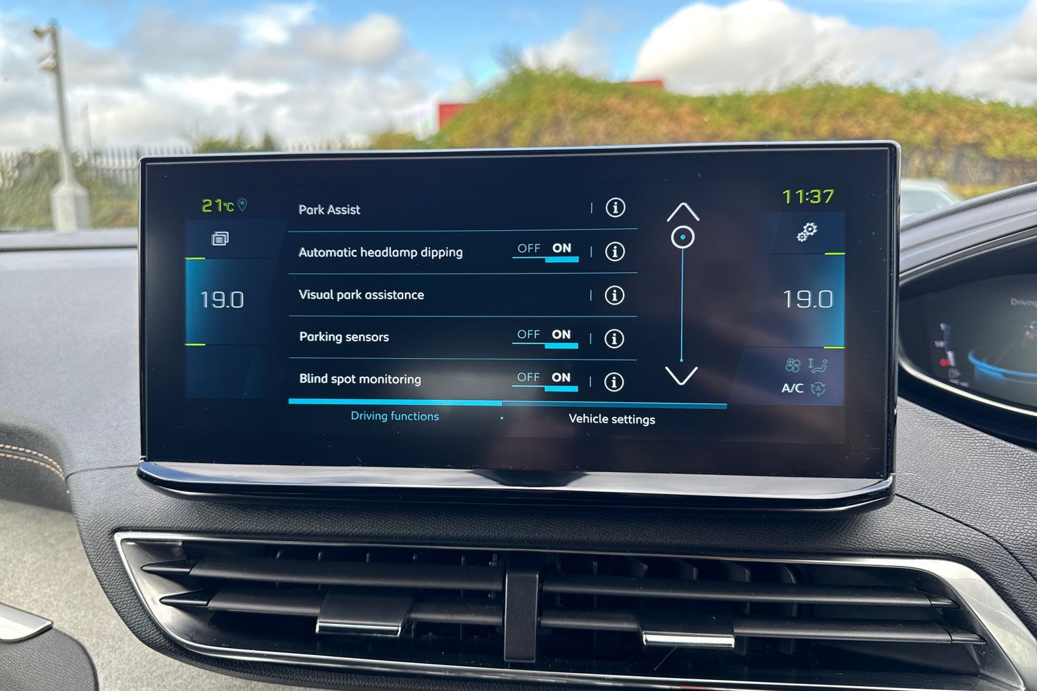 Used Peugeot 3008 2022 for sale - 76588026: Photo 53