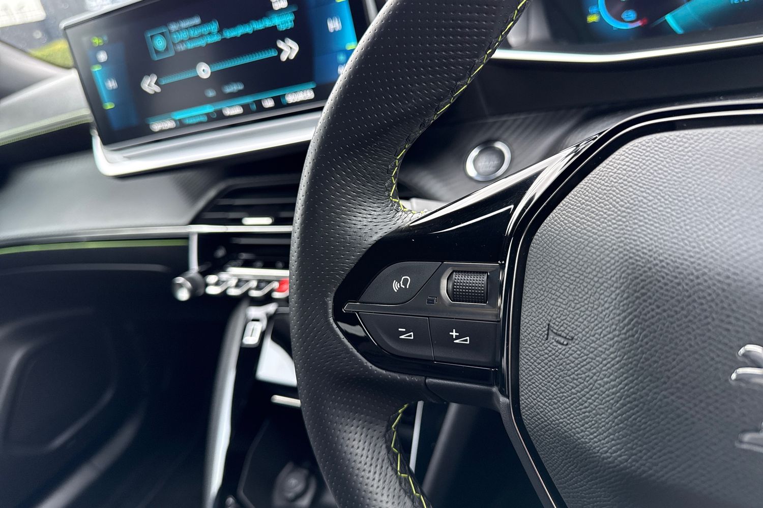 Used Peugeot 2008 2021 for sale - 77308735: Photo 39