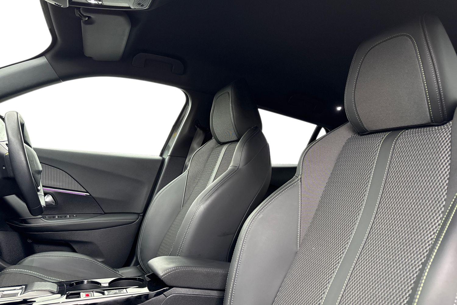 Used Peugeot E-2008 2023 for sale - 77158973: Photo 16