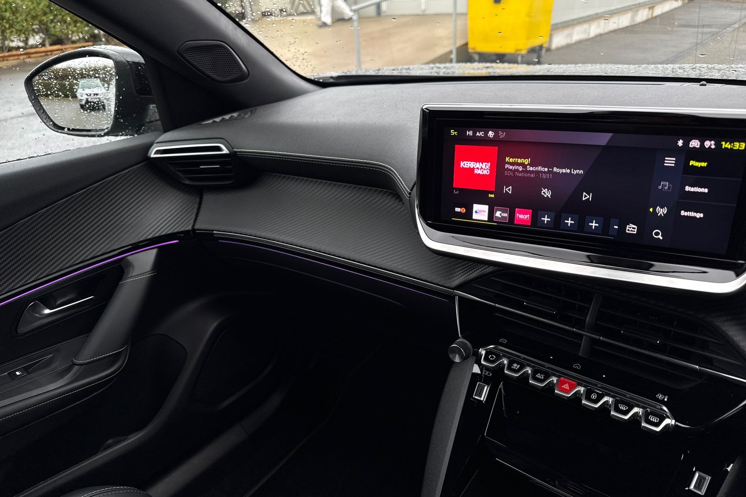 Used Peugeot E-2008 2023 for sale - 77158973: Photo 17