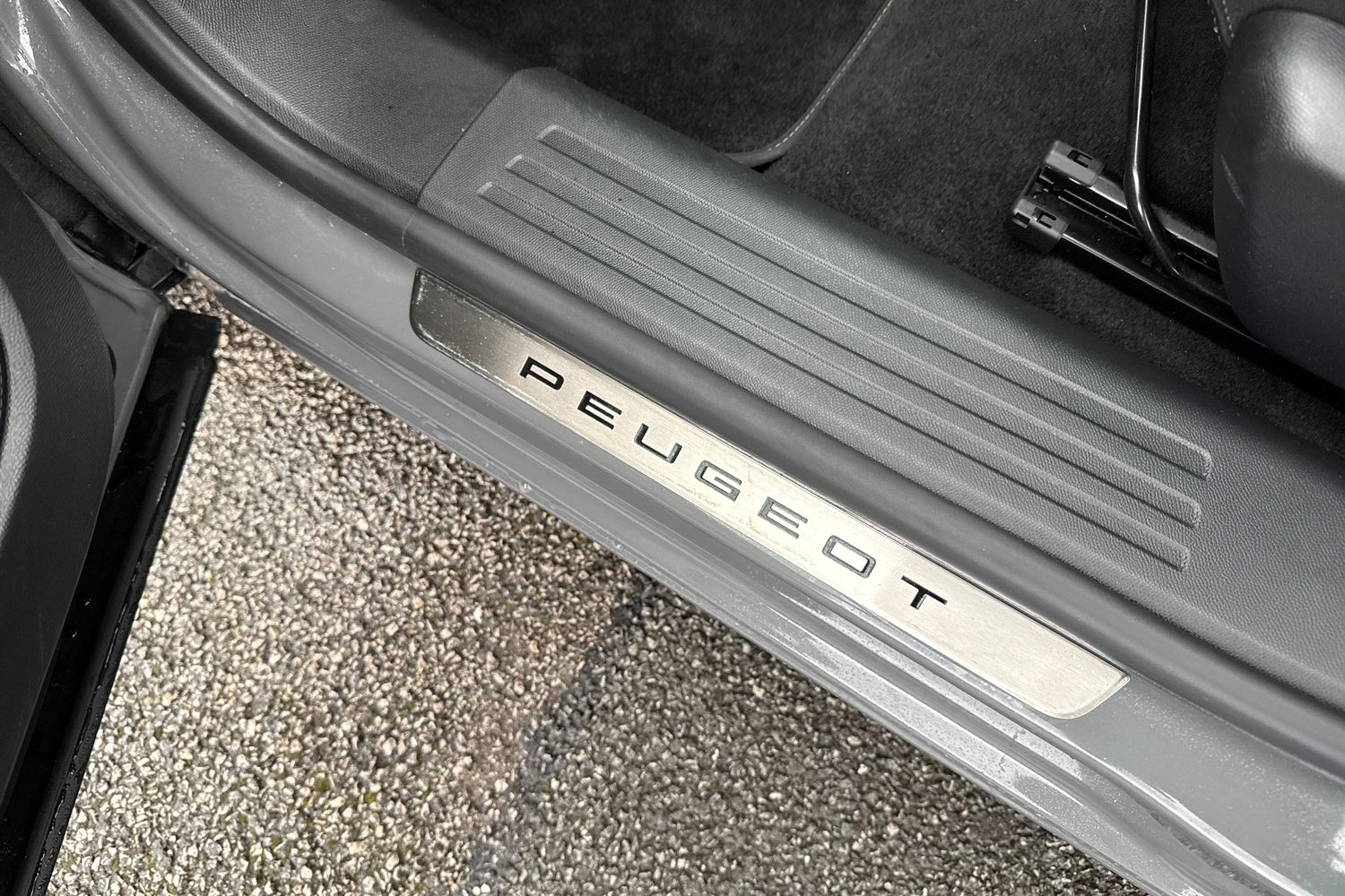 Used Peugeot E-2008 2023 for sale - 77158973: Photo 39