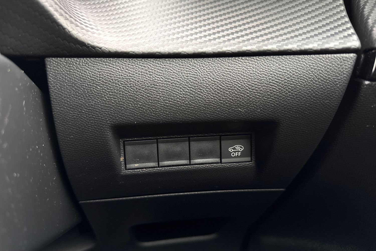 Used Peugeot E-2008 2023 for sale - 77158973: Photo 44