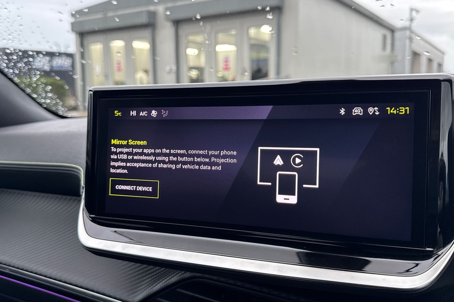 Used Peugeot E-2008 2023 for sale - 77158973: Photo 49