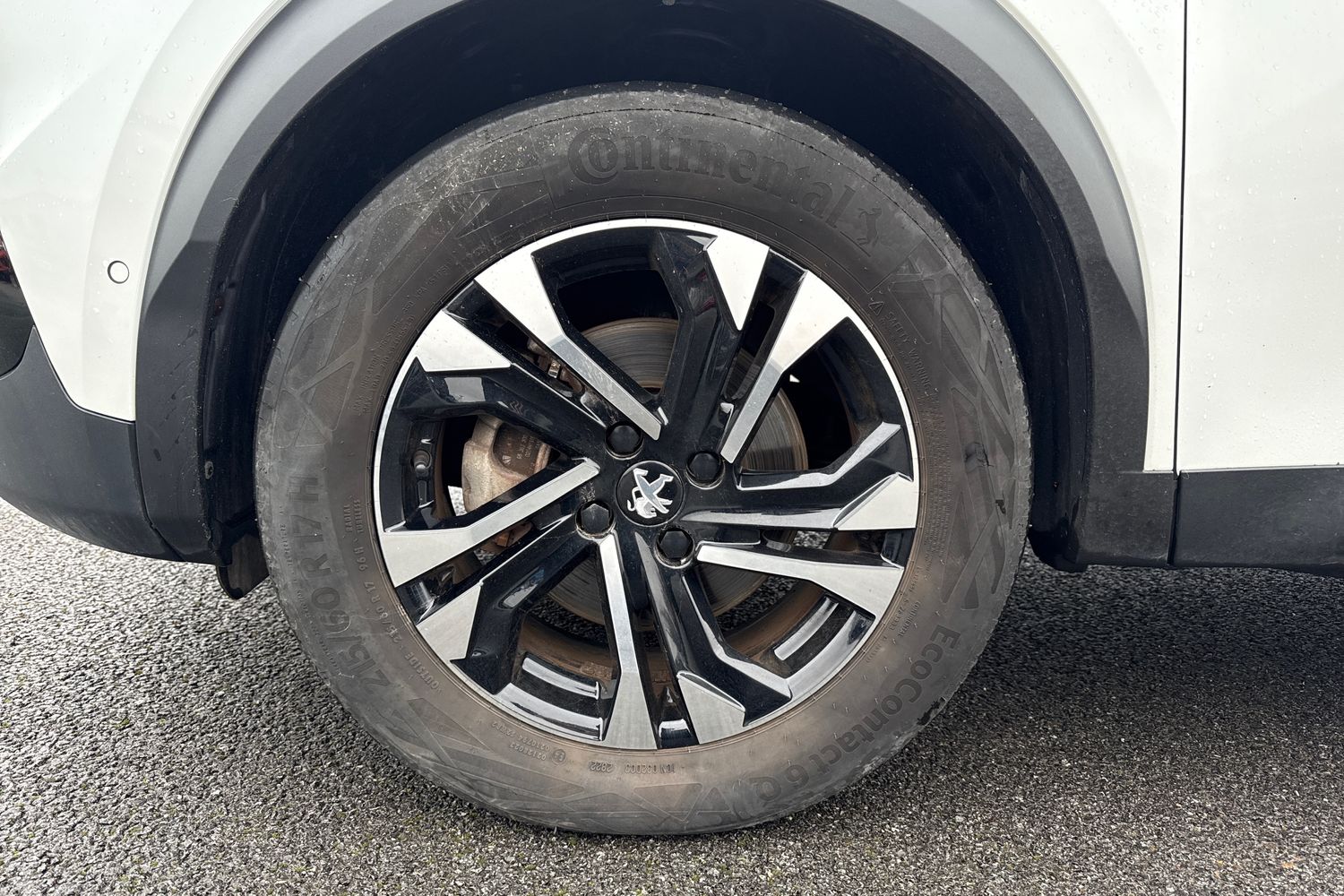 Used Peugeot E-2008 2022 for sale - 77282193: Photo 11