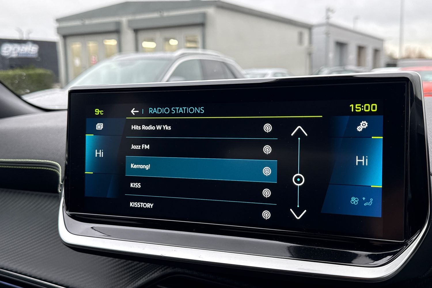 Used Peugeot E-2008 2022 for sale - 77282193: Photo 47