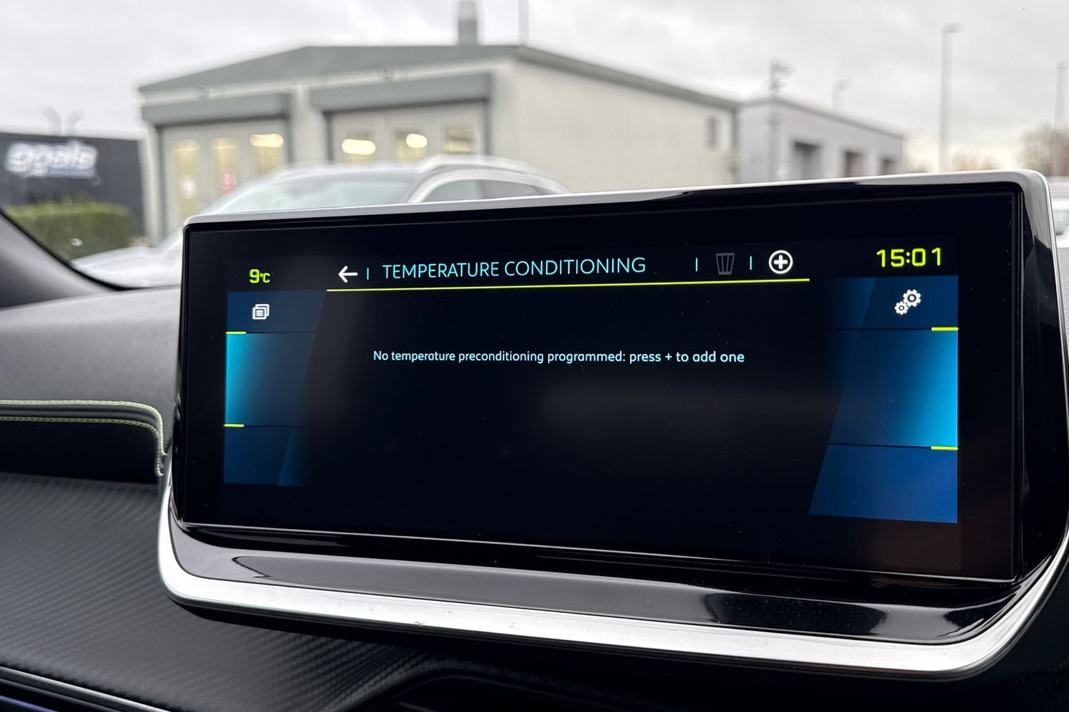 Used Peugeot E-2008 2022 for sale - 77282193: Photo 57