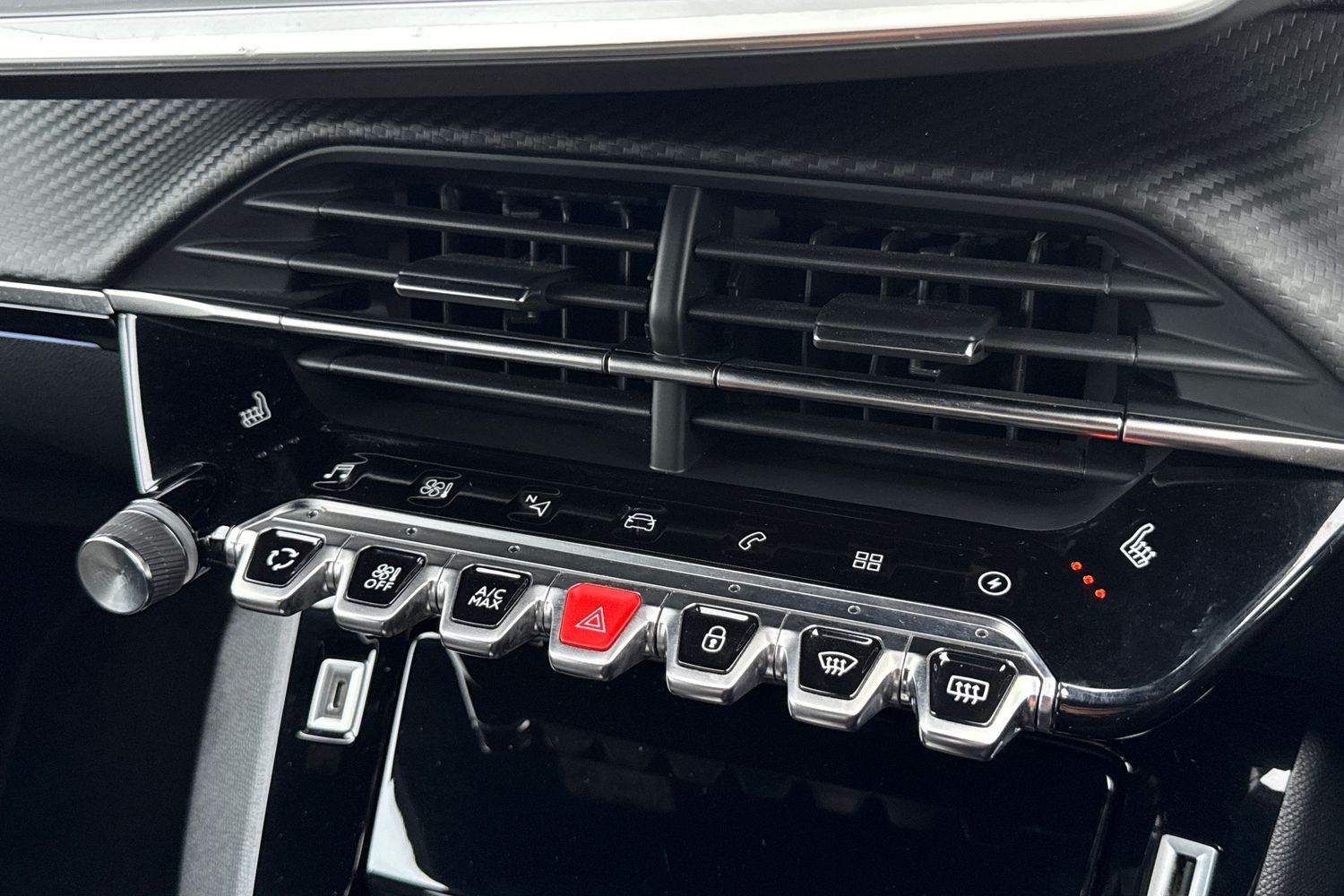 Used Peugeot E-2008 2022 for sale - 77282193: Photo 58