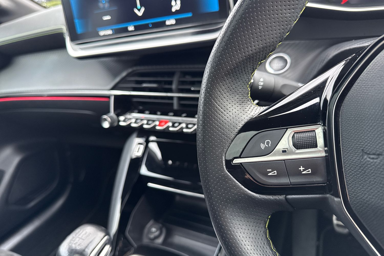 Used Peugeot 208 2022 for sale - 77308697: Photo 38