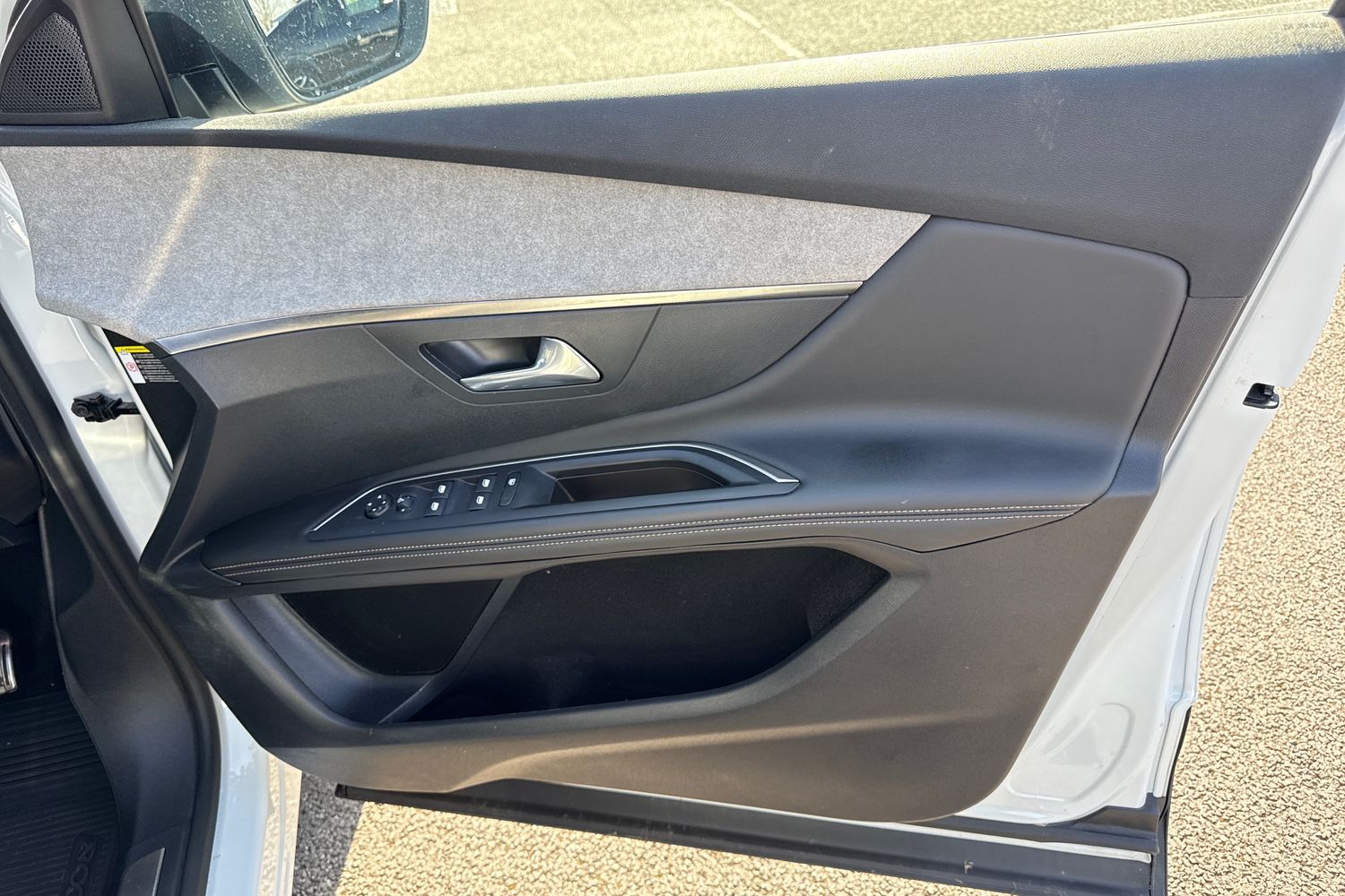 Used Peugeot 3008 2023 for sale - 77943773: Photo 21