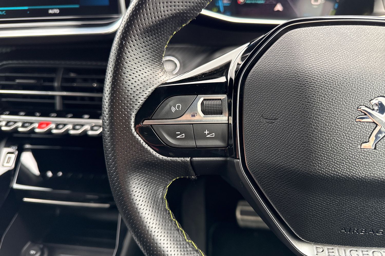 Used Peugeot 208 2021 for sale - 76553475: Photo 38