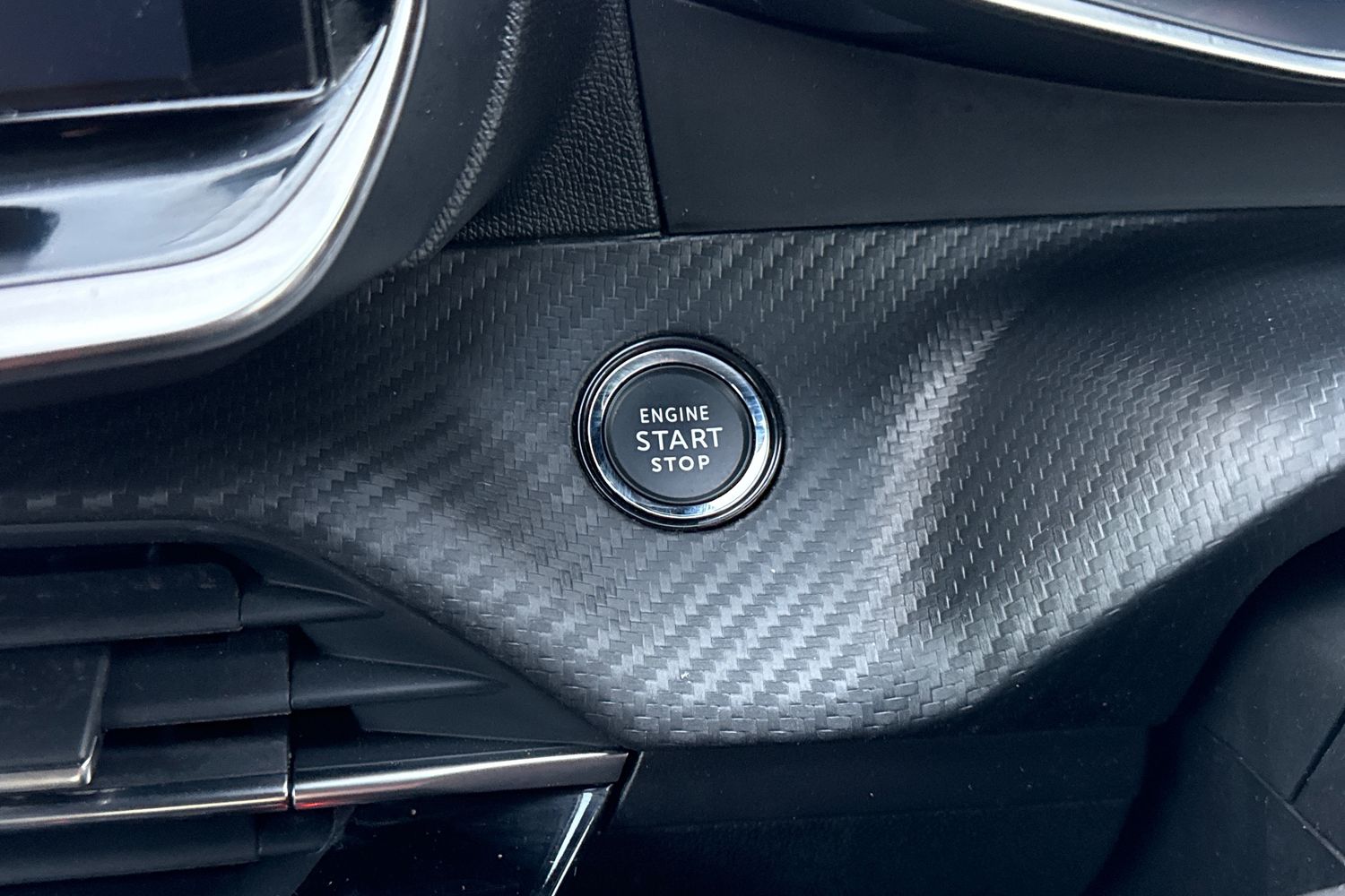 Used Peugeot 2008 2022 for sale - 77211512: Photo 52