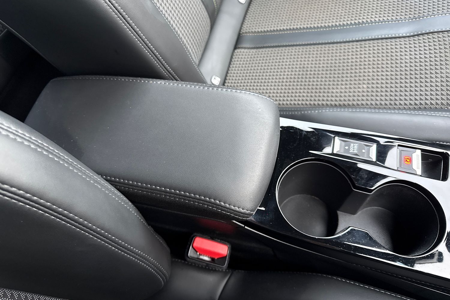 Used Peugeot 2008 2022 for sale - 77211512: Photo 58