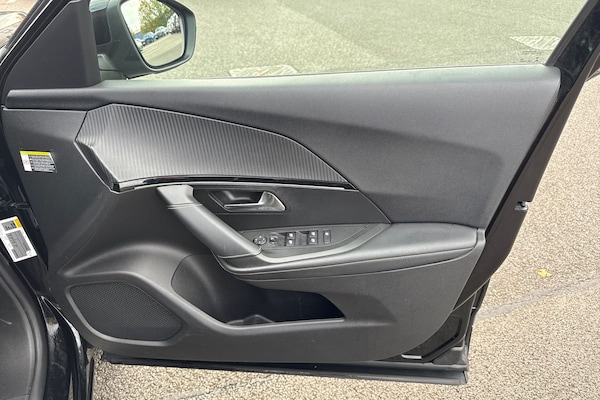 Used Peugeot E-2008 2021 for sale - 76207059: Photo 20