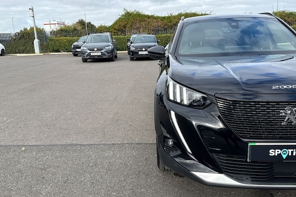 Used Peugeot E-2008 2021 for sale - 76207059: Photo 24